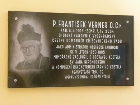 VERNER František - Praha 5, Košíře, Nepomucká, kostel sv. Jana Nepomuckéhu, uvnitř u vchodu